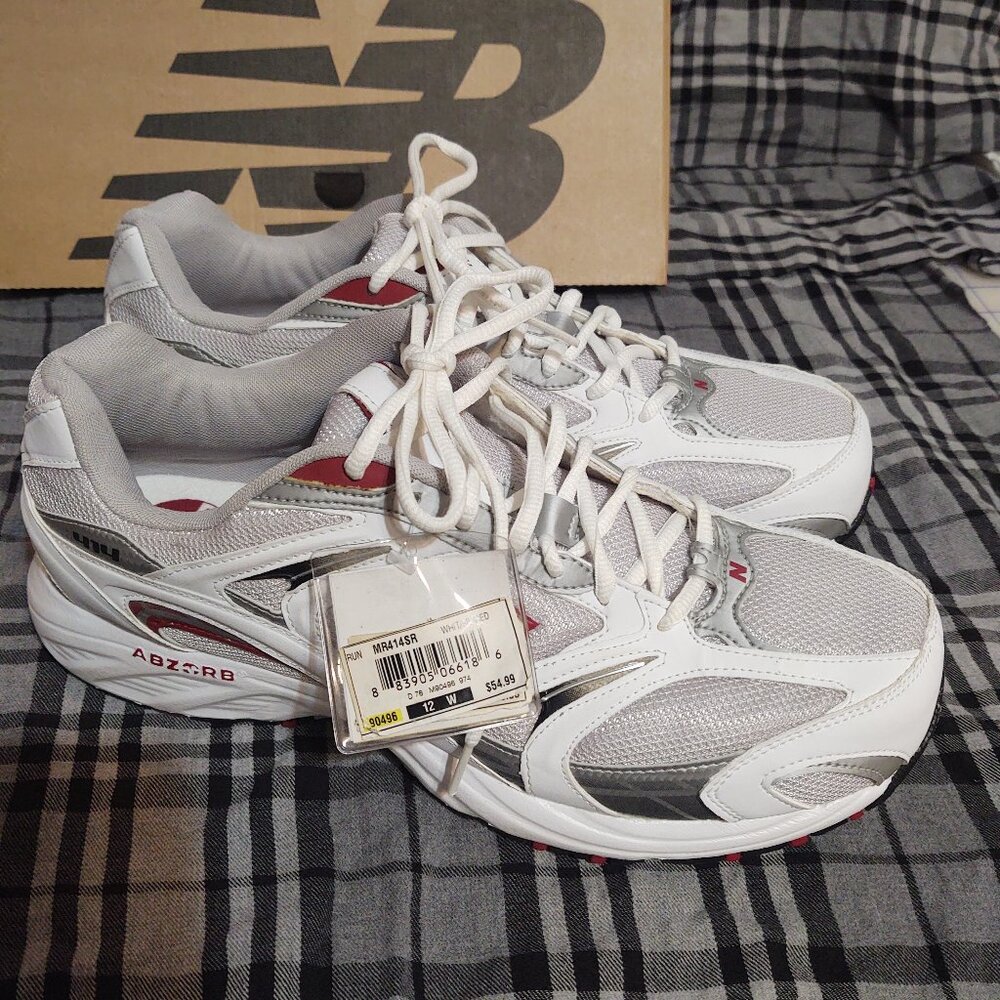 Men's New Balance Shoes USA size 12 XWide width running shoes NWT